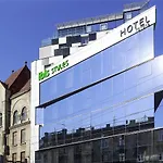 Hotel Ibis Styles Center 3*