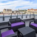 Ibis Styles Center 3*