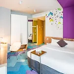 فندق Ibis Styles Center 3*