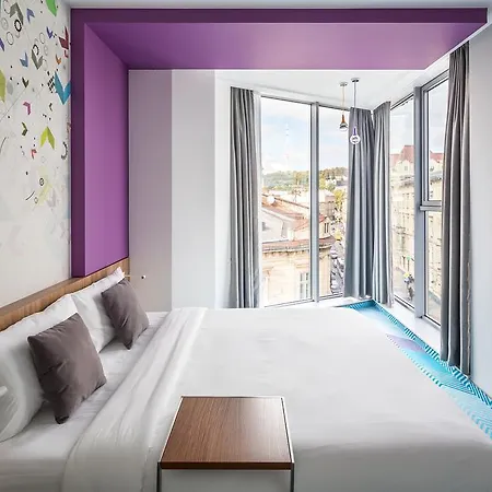 Ibis Styles Center Otel Lviv