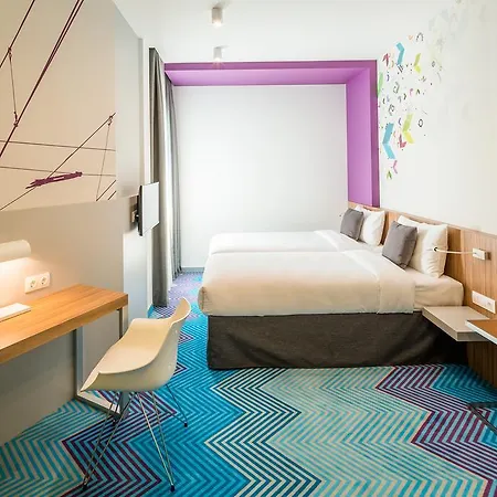 Ibis Styles Center Otel
