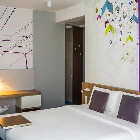 Hotel Ibis Styles Center 3*