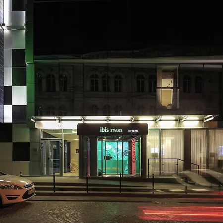 利沃夫中心宜必思尚品酒店 酒店