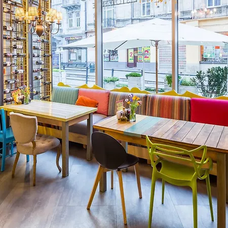Ibis Styles Center 3*