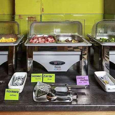 Ibis Styles Center
