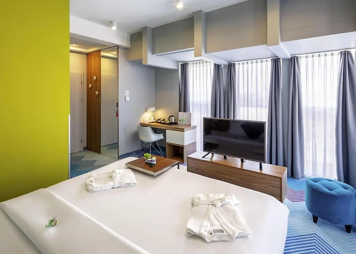 Отель Ibis Styles центр Львов