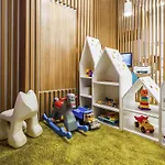 Ibis Styles Center 3*