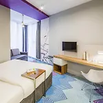 Ibis Styles Center Otel Lviv