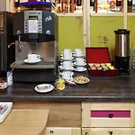Ibis Styles Center 3*