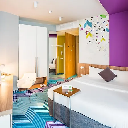 Hotel Ibis Styles Center 3*