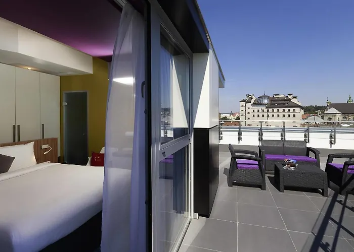 Ibis Styles Center Hotel 3*